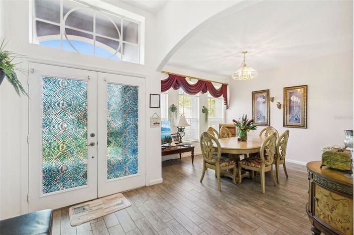 Image No.4-4 Bed Property for sale