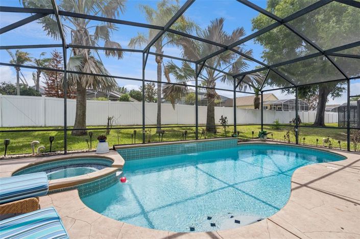 Image No.43-4 Bed Property for sale