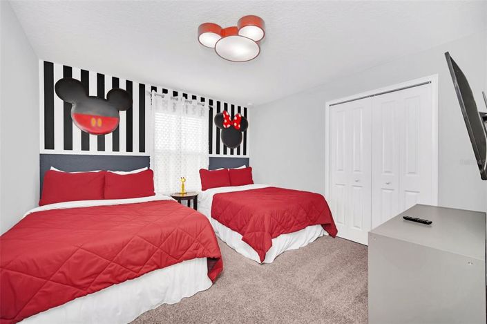 Image No.31-5 Bed Townhouse for sale
