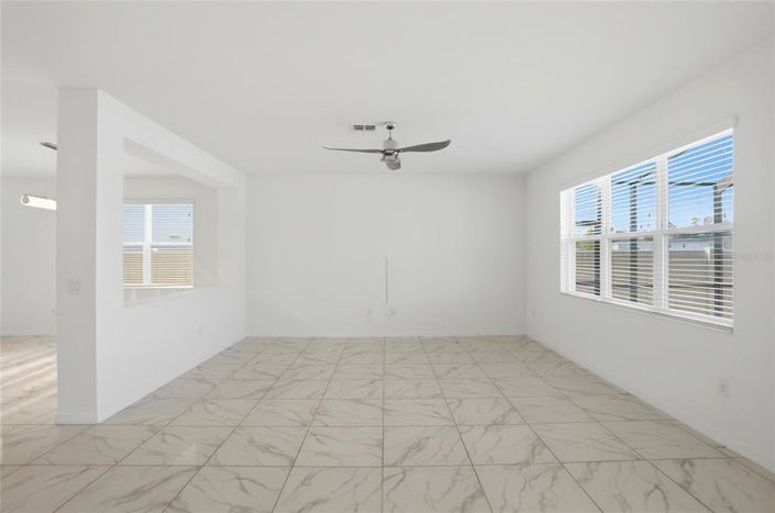 Image No.19-6 Bed Property for sale