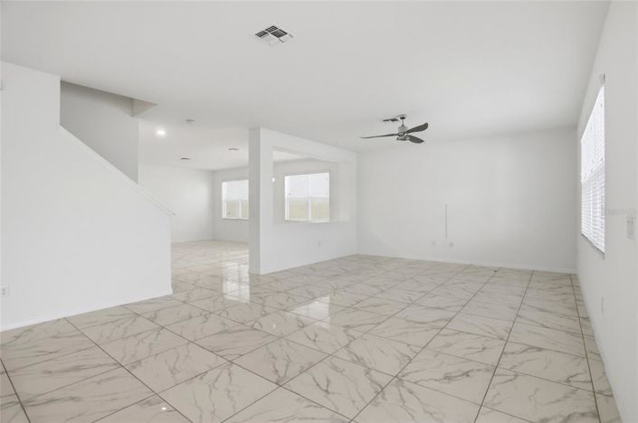 Image No.20-6 Bed Property for sale