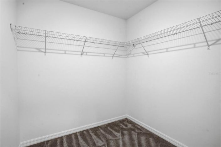 Image No.37-6 Bed Property for sale