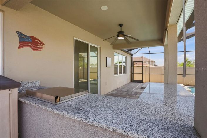 Image No.55-6 Bed Property for sale