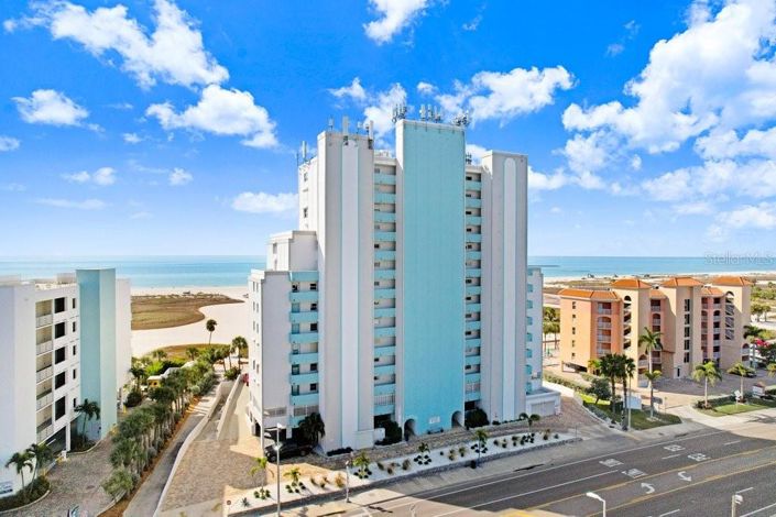 Image No.31-2 Bed Property for sale