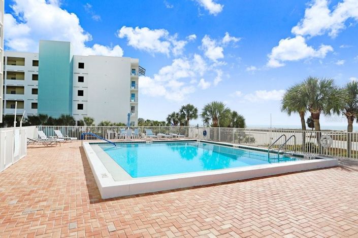 Image No.33-2 Bed Property for sale