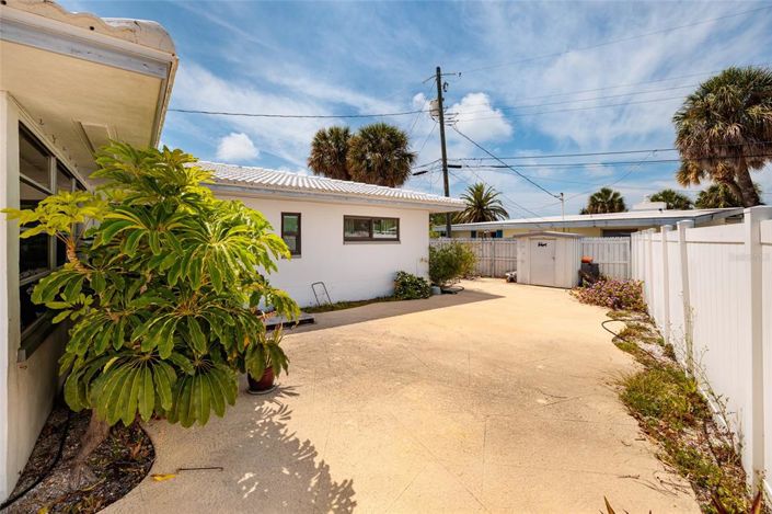 Image No.23-3 Bed Property for sale
