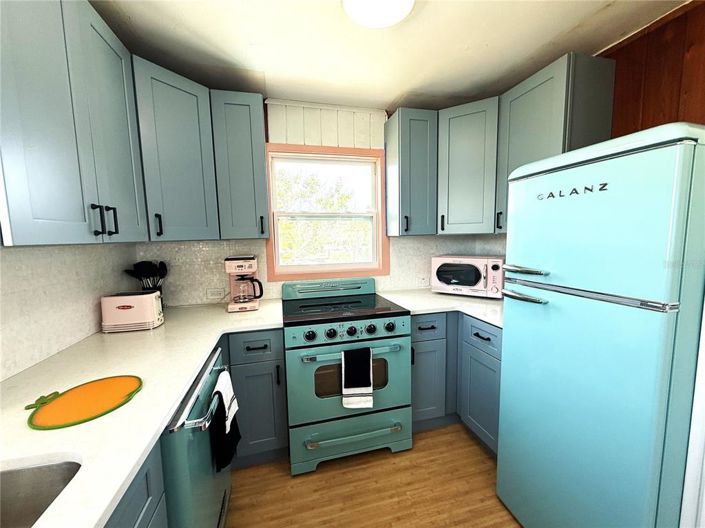Image No.14-5 Bed Property for sale