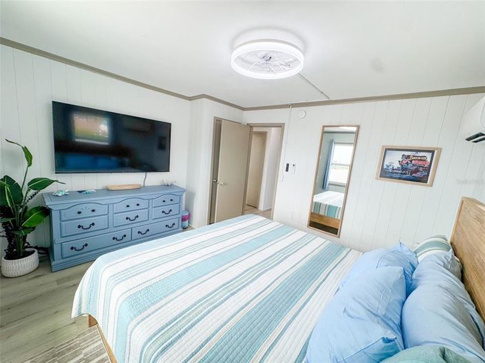 Image No.44-5 Bed Property for sale