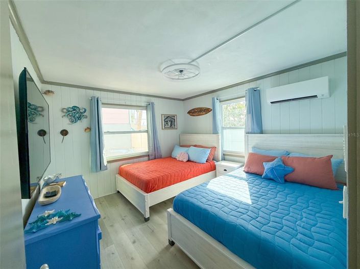 Image No.46-5 Bed Property for sale