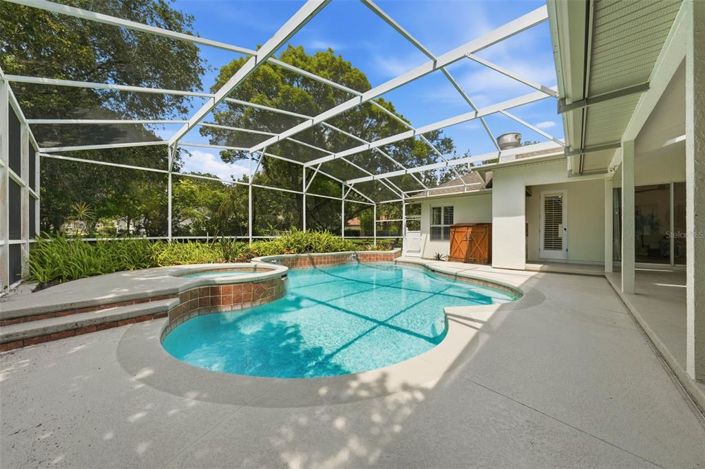 Image No.43-4 Bed Property for sale