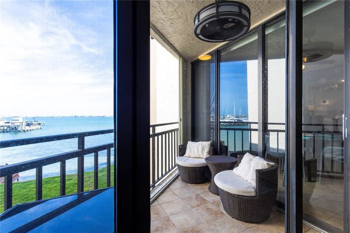 Image No.41-2 Bed Property for sale