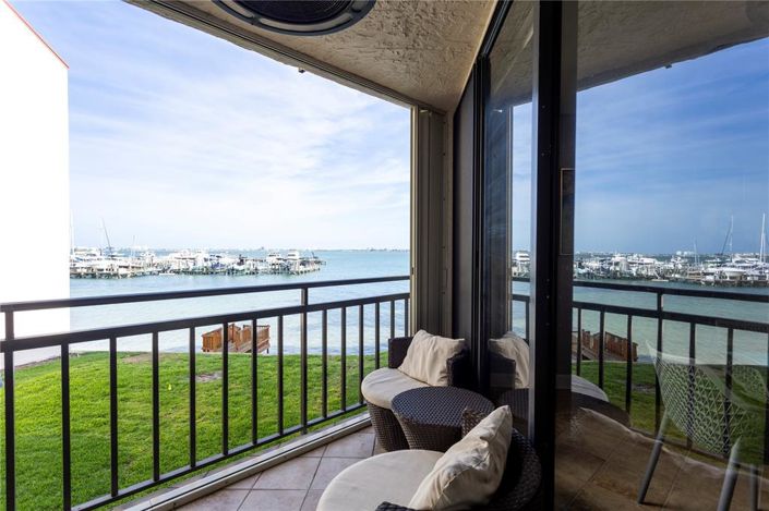 Image No.43-2 Bed Property for sale