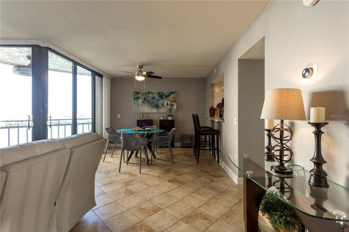 Image No.6-2 Bed Property for sale