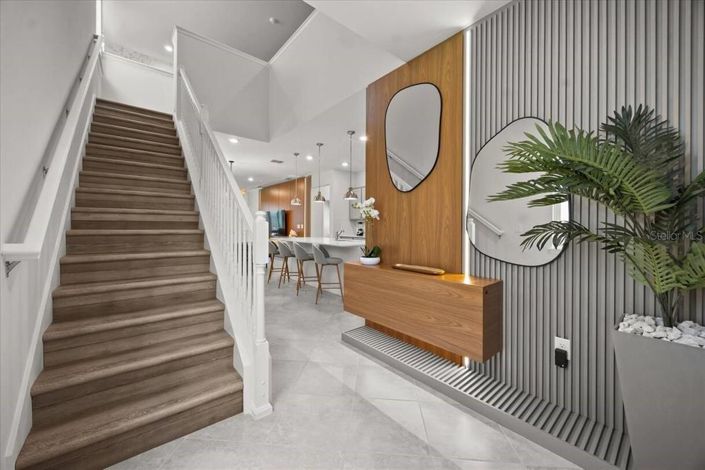 Image No.8-7 Bed Property for sale
