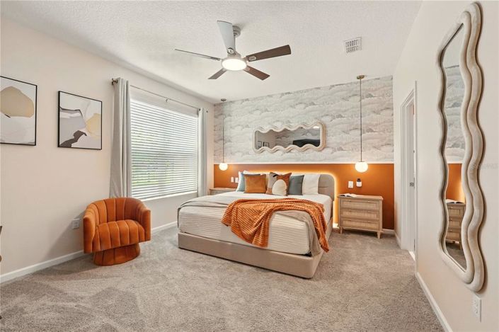 Image No.22-6 Bed Townhouse for sale