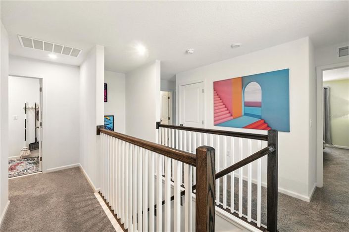 Image No.34-6 Bed Townhouse for sale