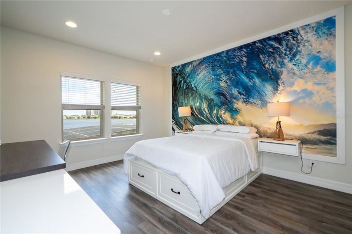 Image No.45-6 Bed Property for sale