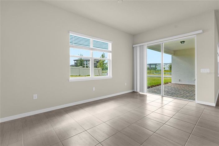 Image No.20-5 Bed Property for sale