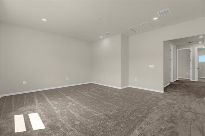 Image No.22-5 Bed Property for sale