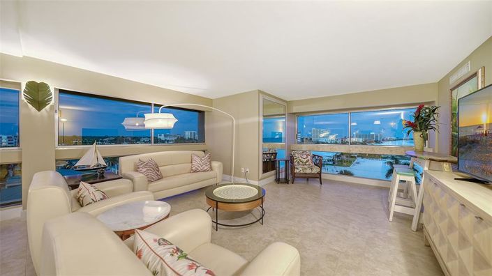 Image No.7-Propriété de 2 chambres à vendre à Sarasota