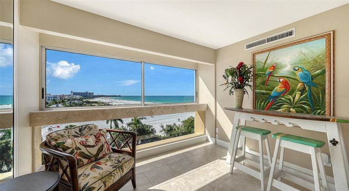 Image No.8-Propriété de 2 chambres à vendre à Sarasota
