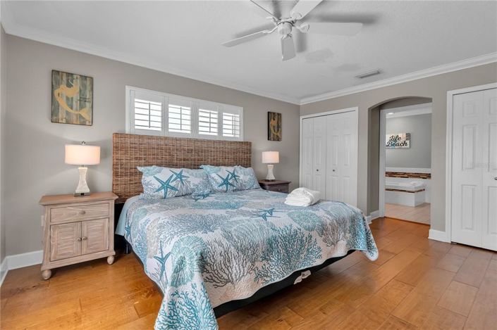 Image No.55-4 Bed Property for sale