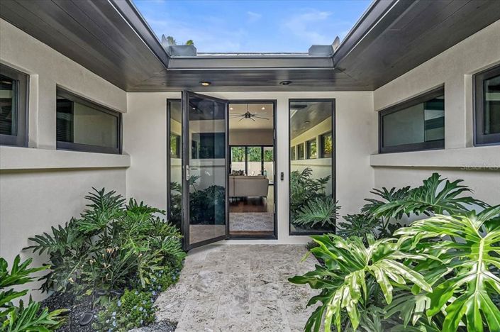 Image No.3-Propriété de 2 chambres à vendre à Sarasota