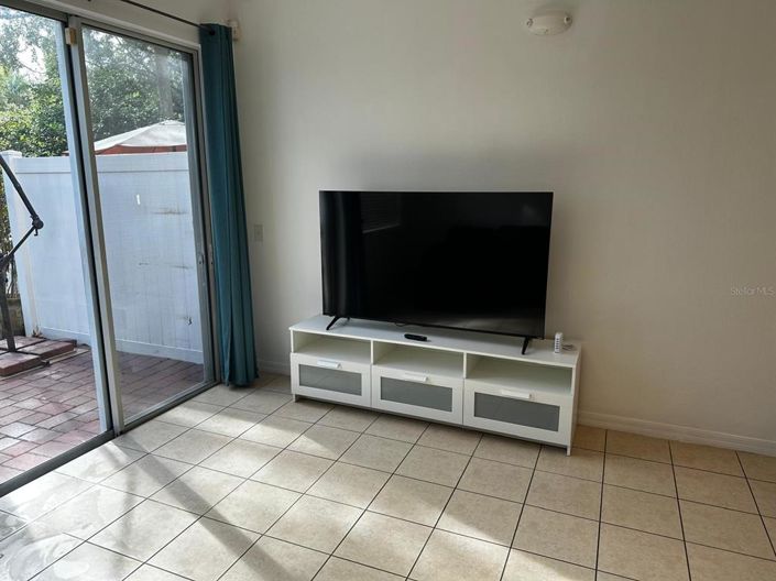 Image No.26-3 Bed Townhouse for sale