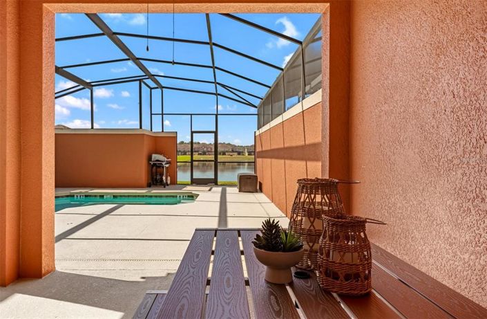 Image No.25-4 Bed Townhouse for sale
