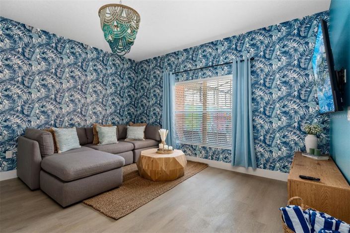 Image No.9-4 Bed Townhouse for sale