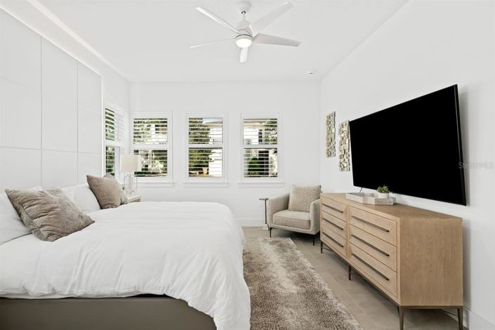 Image No.57-10 Bed Property for sale