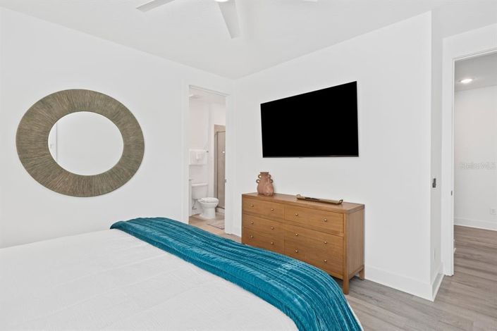 Image No.59-10 Bed Property for sale