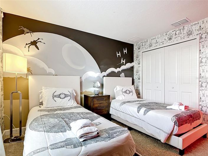 Image No.21-4 Bed Townhouse for sale