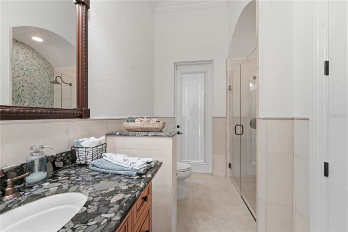 Image No.47-5 Bed Property for sale