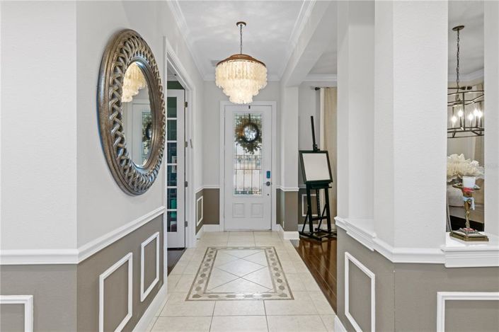 Image No.5-6 Bed Property for sale