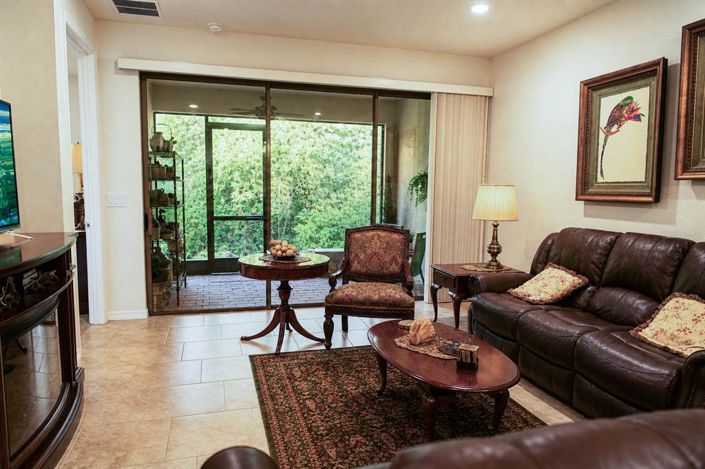 Image No.27-2 Bed Property for sale