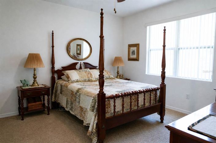 Image No.28-2 Bed Property for sale