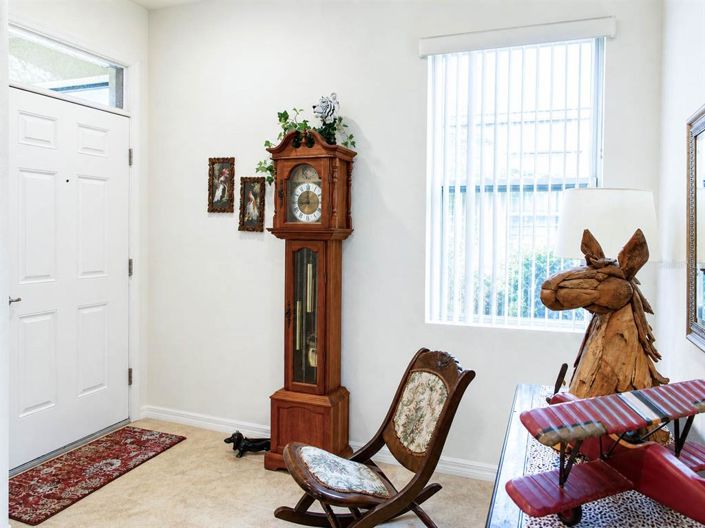 Image No.9-2 Bed Property for sale
