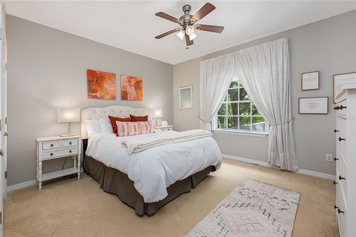 Image No.48-4 Bed Property for sale