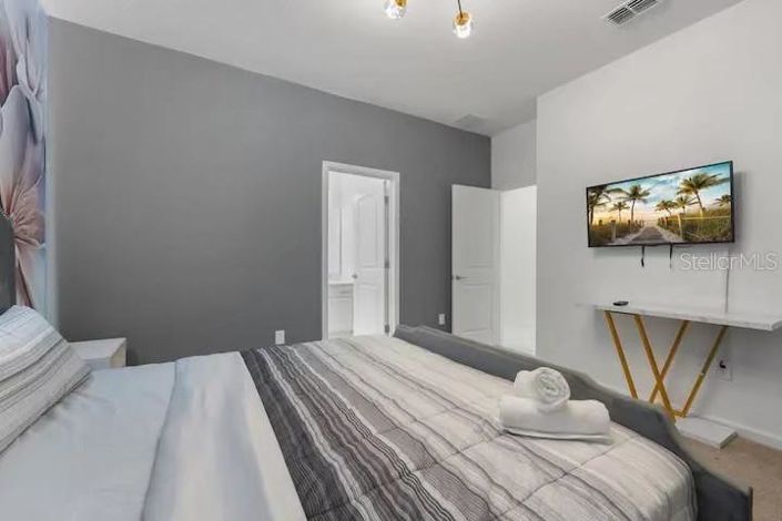 Image No.39-15 Bed Property for sale