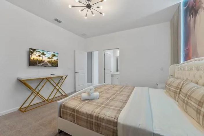 Image No.42-15 Bed Property for sale