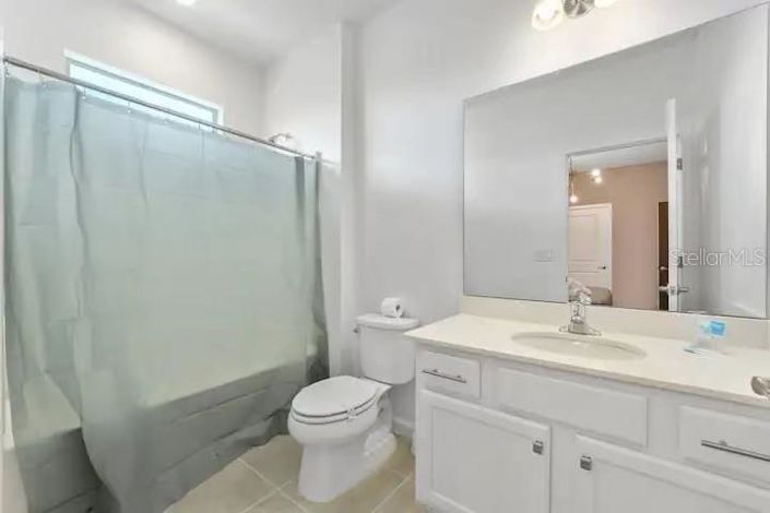 Image No.46-15 Bed Property for sale