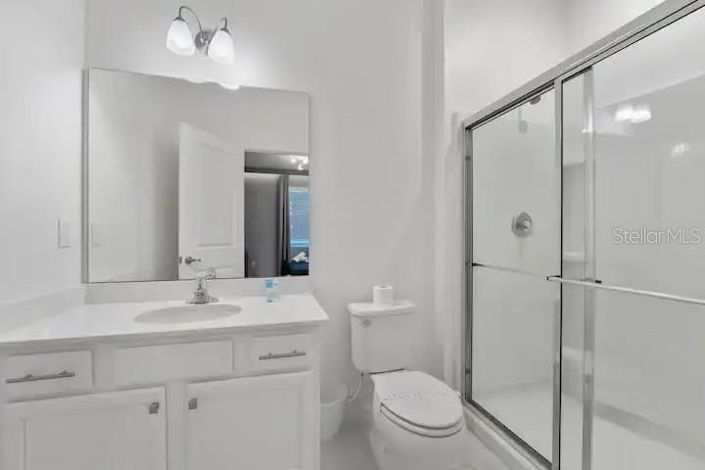 Image No.52-15 Bed Property for sale
