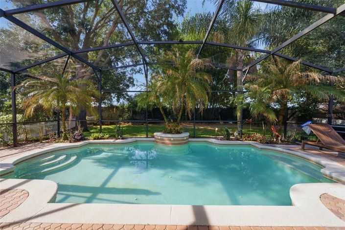 Image No.4-4 Bed Property for sale