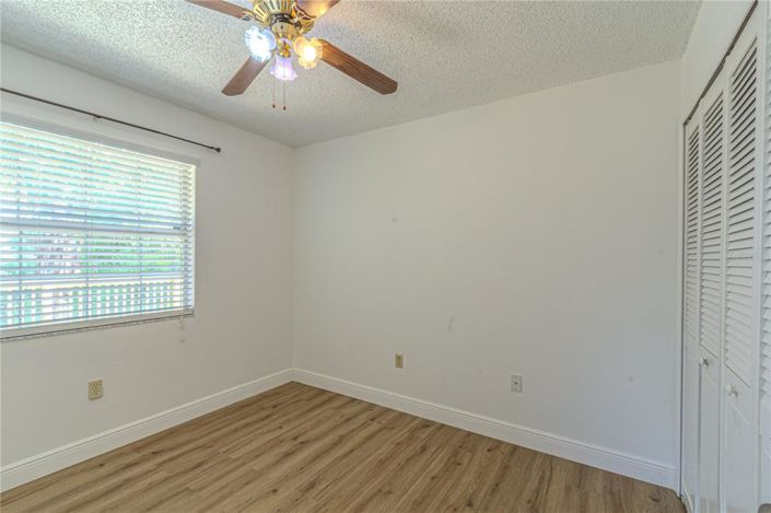Image No.19-4 Bed Property for sale