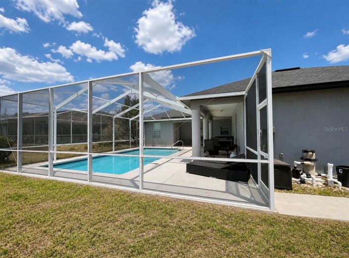 Image No.32-4 Bed Property for sale