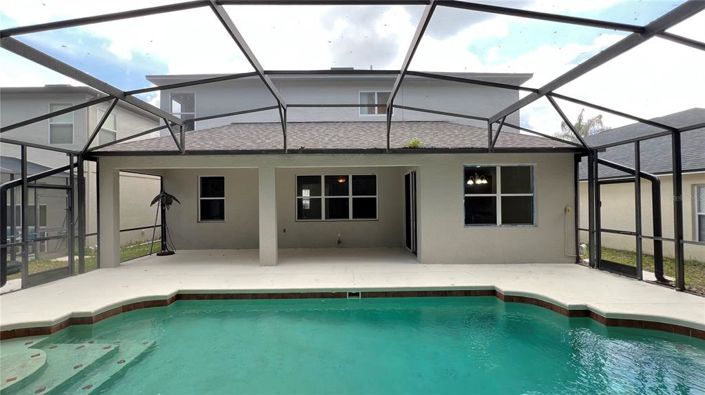 Image No.45-6 Bed Property for sale