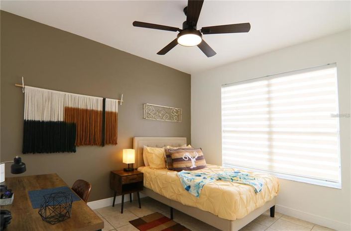 Image No.18-5 Bed Property for sale