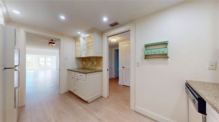 Image No.31-2 Bed Property for sale