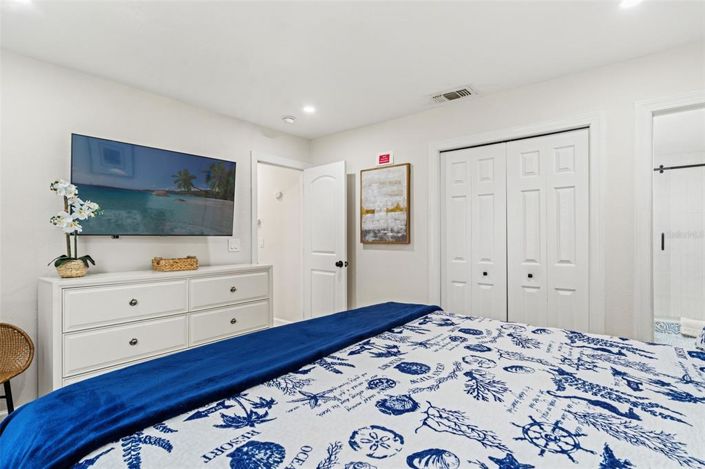Image No.25-4 Bed Property for sale